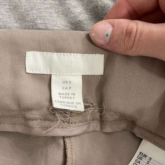 H&M Pants - Picture 3 of 4